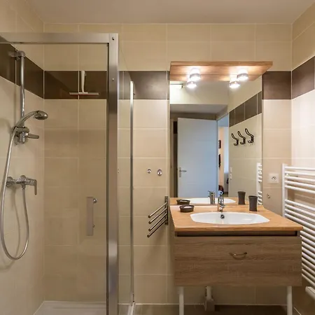 L'eden-5 By Interhome * Le Lavandou